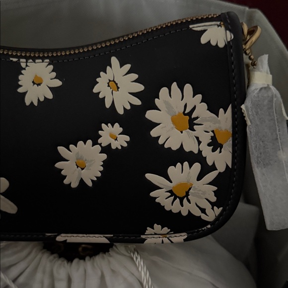 COACH Swinger 20 Floral Print Leather Bag - Picture 3 of 4